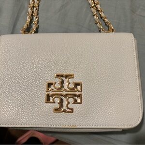 Tory Burch White Shoulder Bag with Gold Accents